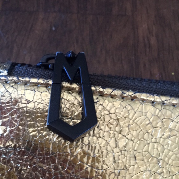 Marc Jacobs for Target gold clutch - Picture 3 of 3